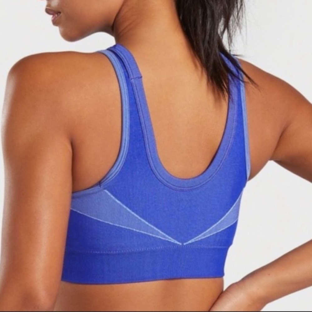 Gymshark Turbo Seamless Sports Bra - Picture 3 of 13